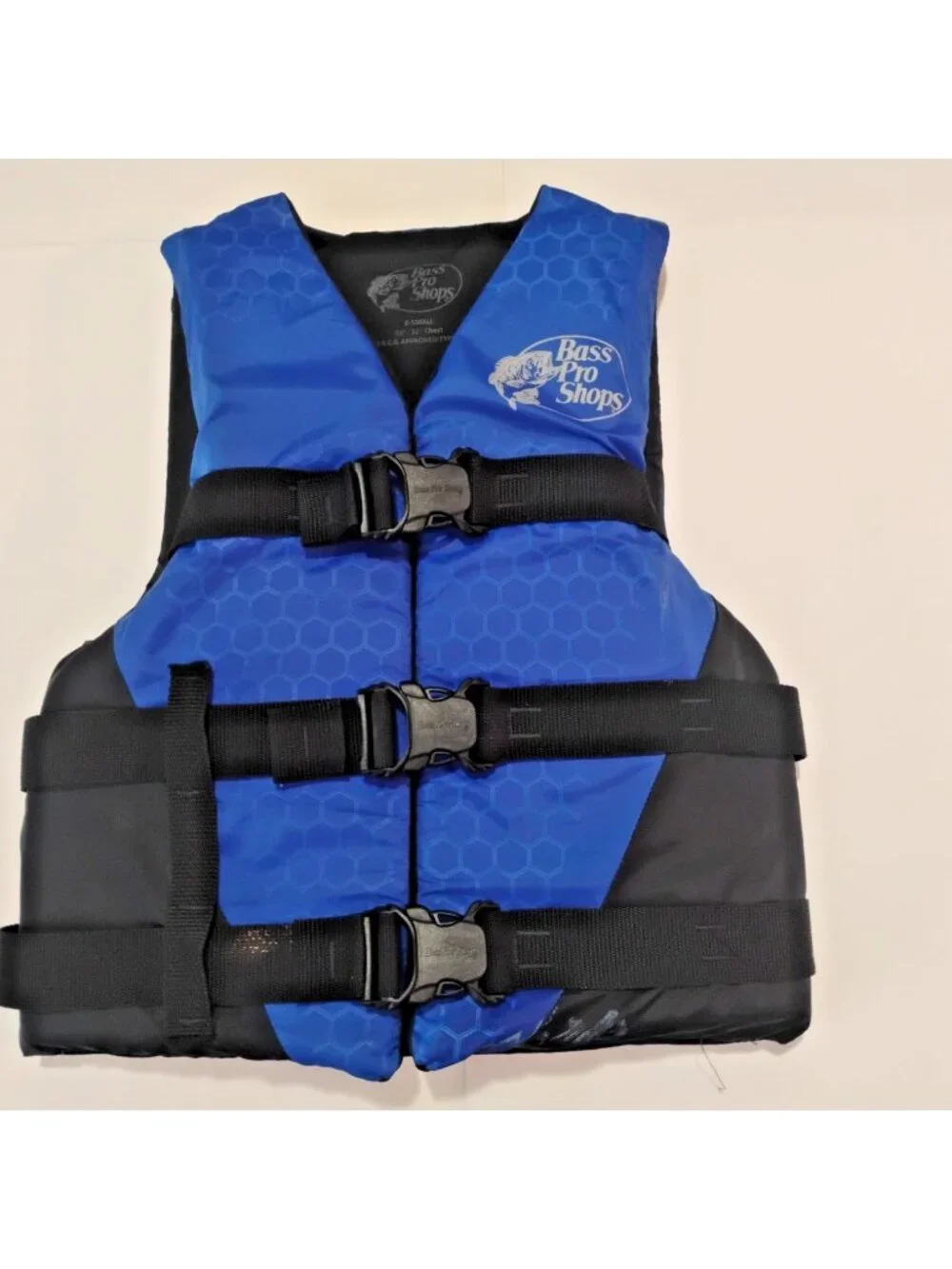 Bass Pro Shops Life Jacket Adult Petite  28-32 Chest  90 LBS Blue Swimming Vest